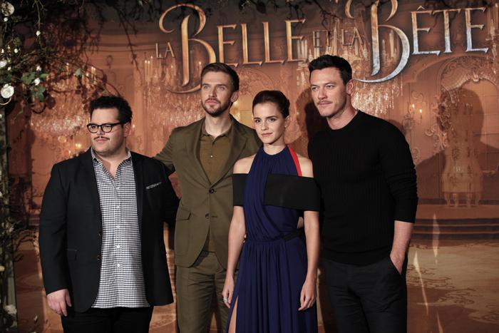 From left actor Josh Gad, Dan Stevens, Actress Emma Watson and Luke Evans pose during a photocall for the movie La belle et la bete (beauty and the beast), in Paris, Monday, Feb. 20, 2017. (ANSA/AP Photo/Christophe Ena) [CopyrightNotice: Copyright 2017 The Associated Press. All rights reserved.]