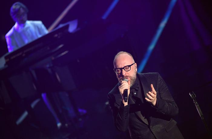 Italian singer Mario Biondi performs on stage during the 68th Sanremo Italian Song Festival at the Ariston theatre in Sanremo, Italy, 06 February 2018. The 68th edition of the television song contest runs from 06 to 10 February. ANSA/CLAUDIO ONORATI