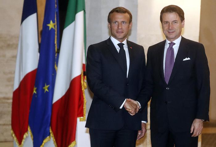 Italian Prime Minister Giuseppe Conte (R) and France's President, Emmanuel Macron, during their meeting at the Chigi Palace in Rome, Italy, 18 September 2019.
ANSA/RICCARDO ANTIMIANI