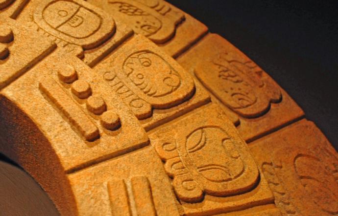 Il calendario Maya e l’Apocalisse in arrivo: la rilettura della profezia fa discutere il web