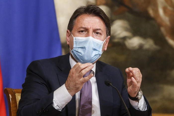 Italian Prime Minister, Giuseppe Conte, attends a press conference during the second wave of the Covid-19 Coronavirus pandemic, at Chigi Palace in Rome, Italy, 27 October 2020.
ANSA/FABIO FRUSTACI